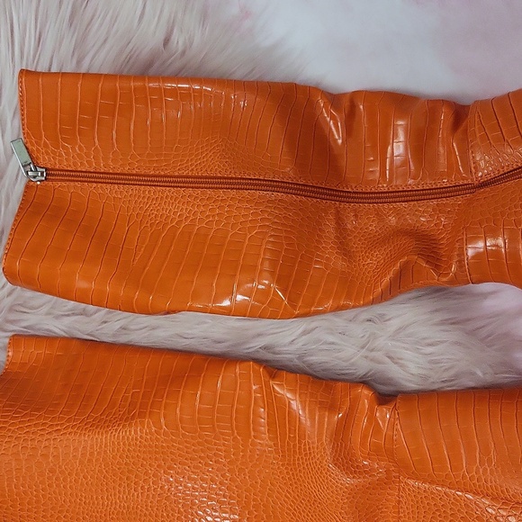 Brand New SHEIN FAUX LEATHER SNAKESKIN KNEE-HI STILETTO BOOTS-7 - Picture 5 of 8